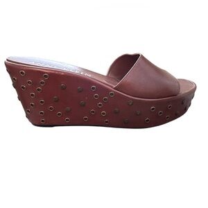 Anne Klein Leather Wedge Platforem Sandals w/ Metal Studs & Rings Sz 10
